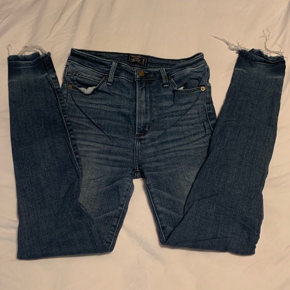 Medium denim skinnies - Picture 2 of 5
